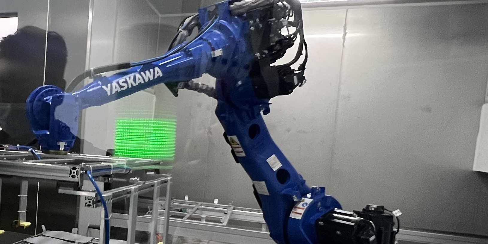 機(jī)器人噴涂線(xiàn)