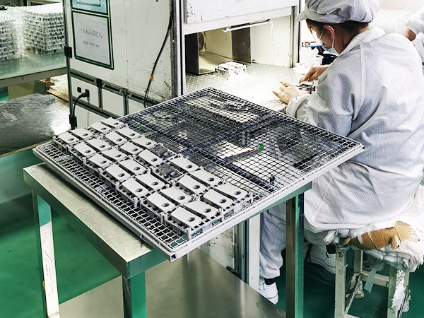 塑膠模具注塑制品產(chǎn)生透明缺陷的原因及解決方法！